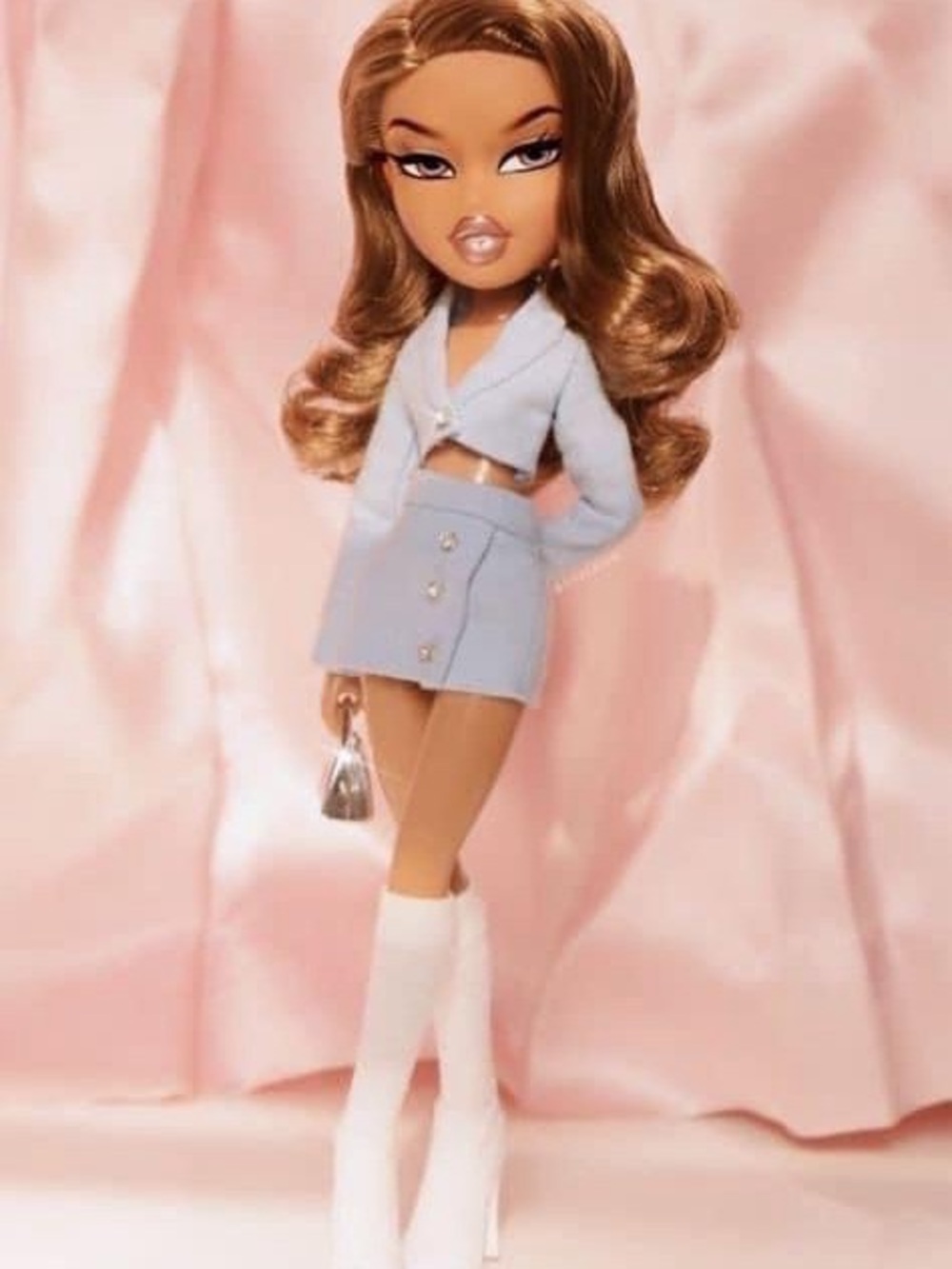 CLOSET UPDATE 🖤 - Picture 2 of 3